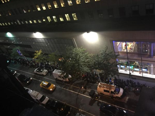 Illustration for article titled Number of People That Lined Up for Smash Bros. 3DS At Nintendo World